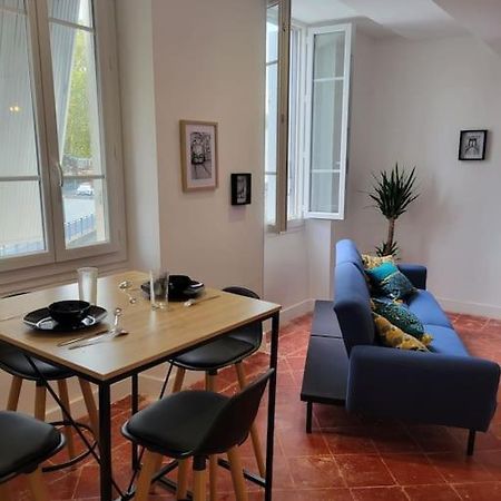 Appartement De Charme Avec Tomettes Et Parquet Graulhet Esterno foto